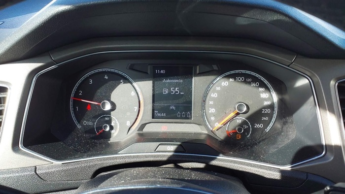 Volkswagen T-Roc Advance R-Line 1.0 TSI 81 kW (110 CV) Vehículo usado en Madrid Volkswagen T-Roc Advance R-Line 1.0 TSI 81 kW (110 CV) Vehículo usado en Madrid