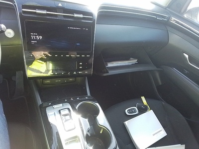 Hyundai Tucson 1.6 CRDI 48V Tecno 4X2 DCT 100 kW (136 CV) 12 Hyundai Tucson 1.6 CRDI 48V Tecno 4X2 DCT 100 kW (136 CV) 12