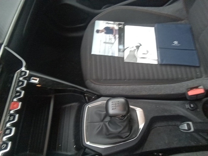 Peugeot 208 BlueHDi 100 Active 75 kW (100 CV) Vehículo usado en Madrid Peugeot 208 BlueHDi 100 Active 75 kW (100 CV) Vehículo usado en Madrid