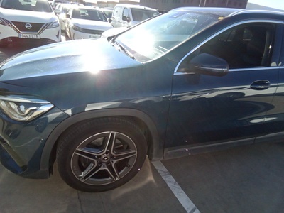 Mercedes-Benz GLA 200 D 110 kW (150 CV) 13 Mercedes-Benz GLA 200 D 110 kW (150 CV) 13