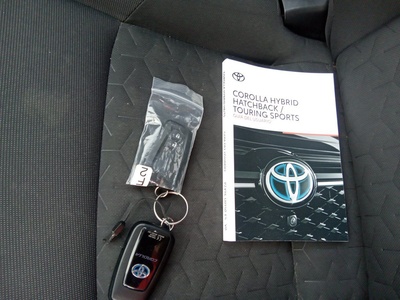 Toyota Corolla 1.8 125 Híbrido Active Tech E-CVT 90 kW (122 CV) 14 Toyota Corolla 1.8 125 Híbrido Active Tech E-CVT 90 kW (122 CV) 14