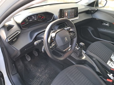 Peugeot 208 BlueHDi 100 Active 75 kW (100 CV) 7 Peugeot 208 BlueHDi 100 Active 75 kW (100 CV) 7