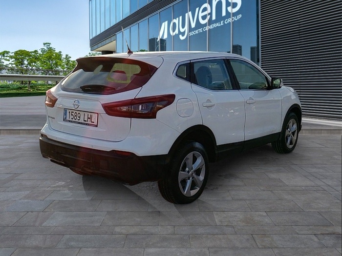 Nissan Qashqai dCi 150 Acenta 4x4 110 kW (150 CV) Vehículo usado en Madrid Nissan Qashqai dCi 150 Acenta 4x4 110 kW (150 CV) Vehículo usado en Madrid