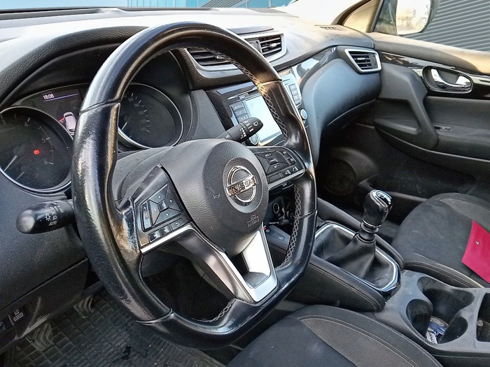 Nissan Qashqai dCi 150 Acenta 4x4 110 kW (150 CV) Vehículo usado en Madrid Nissan Qashqai dCi 150 Acenta 4x4 110 kW (150 CV) Vehículo usado en Madrid