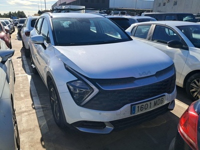 Kia Sportage 1.6 T-GDi MHEV Drive 4x2 112 kW (150 CV) 3 Kia Sportage 1.6 T-GDi MHEV Drive 4x2 112 kW (150 CV) 3