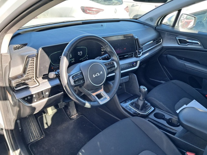 Kia Sportage 1.6 T-GDi MHEV Drive 4x2 112 kW (150 CV) Vehículo usado en Madrid Kia Sportage 1.6 T-GDi MHEV Drive 4x2 112 kW (150 CV) Vehículo usado en Madrid