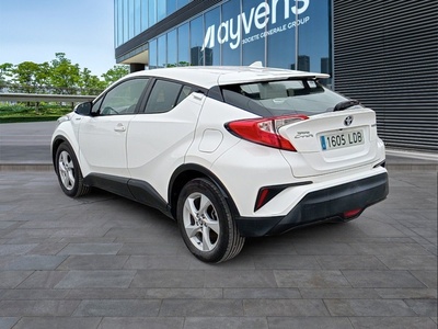 Toyota C-HR 1.8 125H Active 90 kW (122 CV) 6 Toyota C-HR 1.8 125H Active 90 kW (122 CV) 6