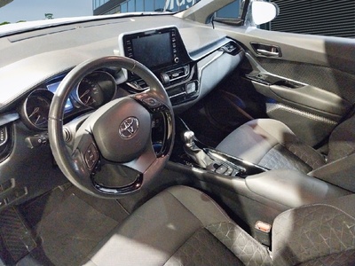 Toyota C-HR 180H Advance 135 kW (184 CV) 7 Toyota C-HR 180H Advance 135 kW (184 CV) 7