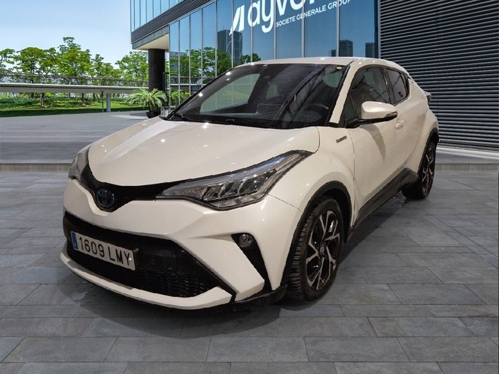Toyota C-HR 180H Advance 135 kW (184 CV) Vehículo usado en Madrid Toyota C-HR 180H Advance 135 kW (184 CV) Vehículo usado en Madrid