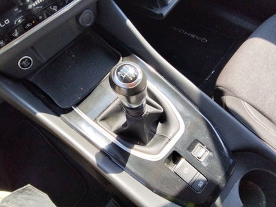 Nissan Qashqai DIG-T 140 mHEV N-Connecta 4x2 103 kW (140 CV) 13 Nissan Qashqai DIG-T 140 mHEV N-Connecta 4x2 103 kW (140 CV) 13