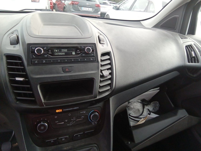 Ford Transit Connect Kombi 1.5 TDCI Trend 220 L1 74 kW (100 CV) Vehículo usado en Madrid Ford Transit Connect Kombi 1.5 TDCI Trend 220 L1 74 kW (100 CV) Vehículo usado en Madrid