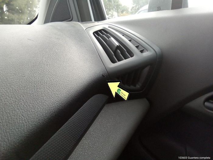 Ford Transit Connect Kombi 1.5 TDCI Trend 220 L1 74 kW (100 CV) Vehículo usado en Madrid Ford Transit Connect Kombi 1.5 TDCI Trend 220 L1 74 kW (100 CV) Vehículo usado en Madrid