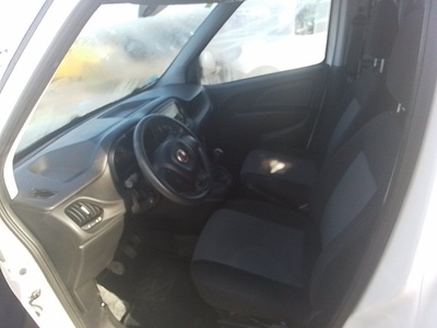 Fiat Dobló Cargo 1.3 Multijet Base 70 kW (95 CV) 8 Fiat Dobló Cargo 1.3 Multijet Base 70 kW (95 CV) 8
