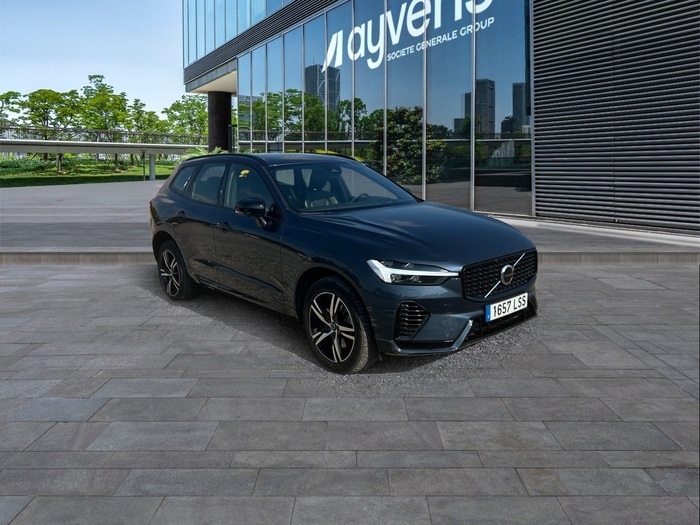 Volvo XC60 T6 Recharge R-Design AWD Auto 250 kW (340 CV) Vehículo usado en Madrid Volvo XC60 T6 Recharge R-Design AWD Auto 250 kW (340 CV) Vehículo usado en Madrid