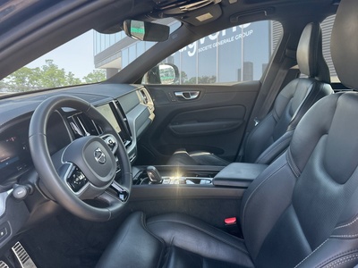 Volvo XC60 T6 Recharge R-Design AWD Auto 250 kW (340 CV) 7 Volvo XC60 T6 Recharge R-Design AWD Auto 250 kW (340 CV) 7