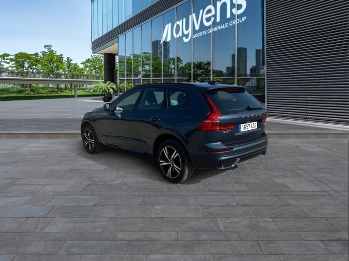 Volvo XC60 T6 Recharge R-Design AWD Auto 250 kW (340 CV) Vehículo usado en Madrid Volvo XC60 T6 Recharge R-Design AWD Auto 250 kW (340 CV) Vehículo usado en Madrid