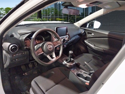 Nissan Juke DIG-T Acenta 84 kW (114 CV) 7 Nissan Juke DIG-T Acenta 84 kW (114 CV) 7