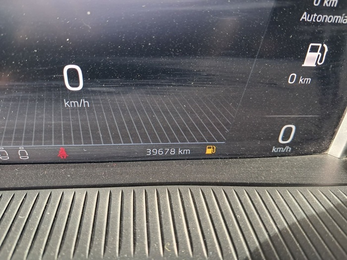 Skoda Kamiq 1.0 TSI Ambition 81 kW (110 CV) Vehículo usado en Madrid Skoda Kamiq 1.0 TSI Ambition 81 kW (110 CV) Vehículo usado en Madrid