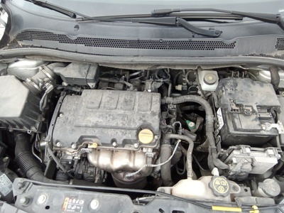 Opel Corsa 1.4 Selective 66 kW (90 CV) 15 Opel Corsa 1.4 Selective 66 kW (90 CV) 15