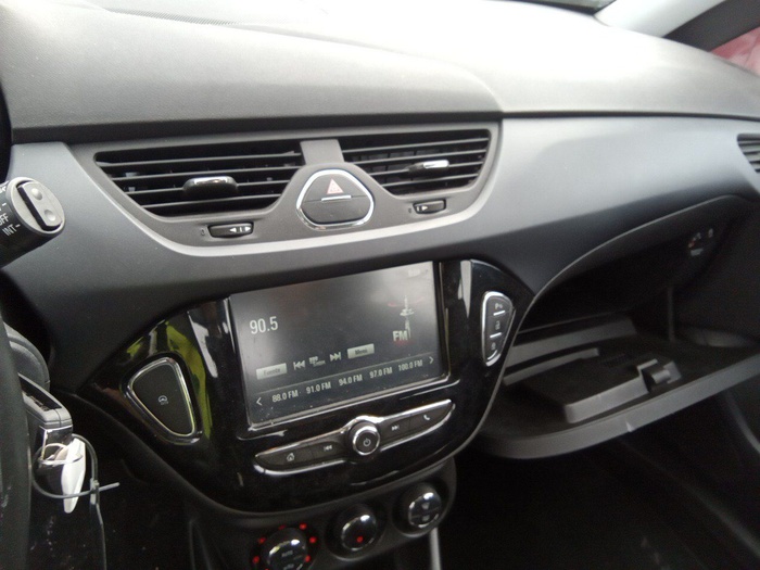 Opel Corsa 1.4 Selective 66 kW (90 CV) Vehículo usado en Madrid Opel Corsa 1.4 Selective 66 kW (90 CV) Vehículo usado en Madrid