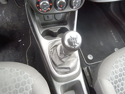 Opel Corsa 1.4 Selective 66 kW (90 CV) 12 Opel Corsa 1.4 Selective 66 kW (90 CV) 12