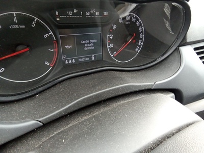 Opel Corsa 1.4 Selective 66 kW (90 CV) 8 Opel Corsa 1.4 Selective 66 kW (90 CV) 8