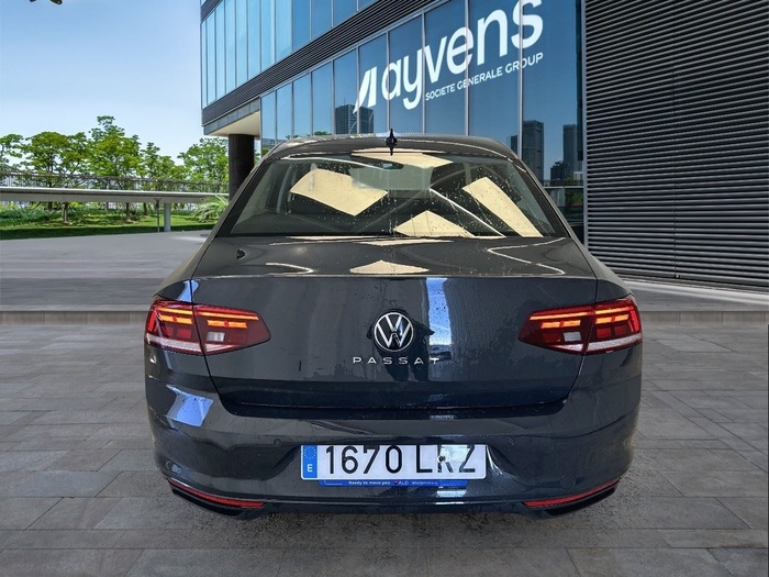 Volkswagen Passat Business 2.0 TDI 90 kW (122 CV) DSG Vehículo usado en Madrid Volkswagen Passat Business 2.0 TDI 90 kW (122 CV) DSG Vehículo usado en Madrid