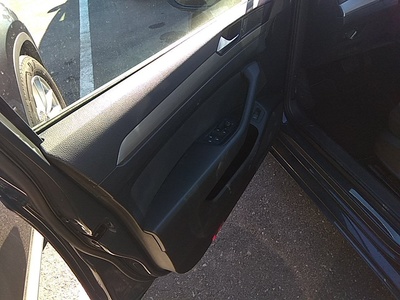 Volkswagen Passat Business 2.0 TDI 90 kW (122 CV) DSG 12 Volkswagen Passat Business 2.0 TDI 90 kW (122 CV) DSG 12