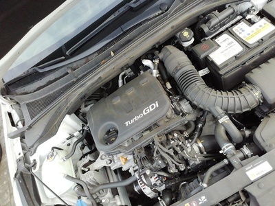 Kia Ceed 1.0 T-GDi Drive 88 kW (120 CV) 9 Kia Ceed 1.0 T-GDi Drive 88 kW (120 CV) 9