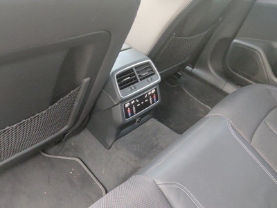 Audi A6 Avant Black Line 45 TDI quattro 180 kW (245 CV) S tronic 10 Audi A6 Avant Black Line 45 TDI quattro 180 kW (245 CV) S tronic 10