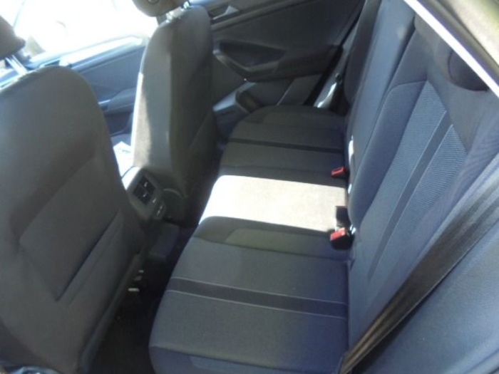 Volkswagen T-Roc Life 2.0 TDI 85 kW (115 CV) Vehículo usado en Madrid Volkswagen T-Roc Life 2.0 TDI 85 kW (115 CV) Vehículo usado en Madrid