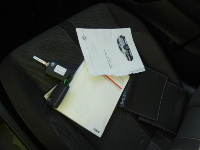 Volkswagen T-Roc Life 2.0 TDI 85 kW (115 CV) Vehículo usado en Madrid Volkswagen T-Roc Life 2.0 TDI 85 kW (115 CV) Vehículo usado en Madrid