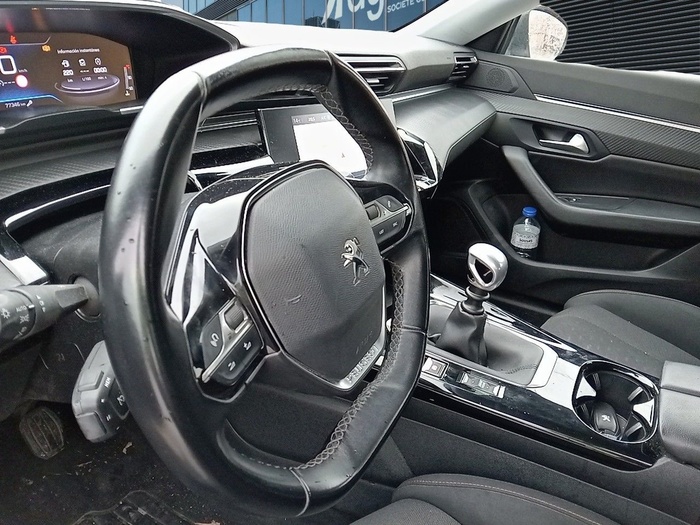 Peugeot 508 BlueHDi 130 S&S Business Line 96 kW (130 CV) Vehículo usado en Madrid Peugeot 508 BlueHDi 130 S&S Business Line 96 kW (130 CV) Vehículo usado en Madrid