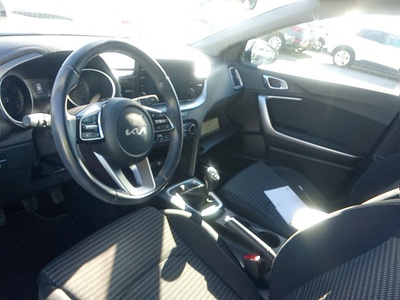 Kia XCeed 1.0 T-GDi Drive 88 kW (120 CV) 7 Kia XCeed 1.0 T-GDi Drive 88 kW (120 CV) 7
