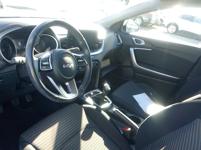 Kia XCeed 1.0 T-GDi Drive 88 kW (120 CV) Vehículo usado en Madrid Kia XCeed 1.0 T-GDi Drive 88 kW (120 CV) Vehículo usado en Madrid