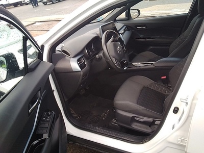 Toyota C-HR 180H Advance 135 kW (184 CV) 7 Toyota C-HR 180H Advance 135 kW (184 CV) 7