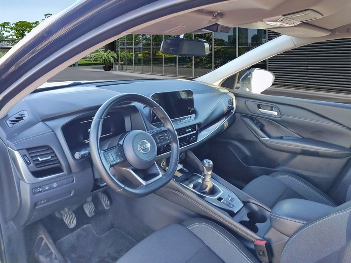 Nissan Qashqai DIG-T 140 mHEV N-Connecta 4x2 103 kW (140 CV) Vehículo usado en Madrid Nissan Qashqai DIG-T 140 mHEV N-Connecta 4x2 103 kW (140 CV) Vehículo usado en Madrid