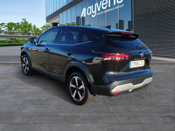 Nissan Qashqai DIG-T 140 mHEV N-Connecta 4x2 103 kW (140 CV) Vehículo usado en Madrid Nissan Qashqai DIG-T 140 mHEV N-Connecta 4x2 103 kW (140 CV) Vehículo usado en Madrid