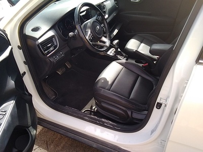 Kia Stonic 1.0 T-GDi Black Edition DCT 88 kW (120 CV) 7 Kia Stonic 1.0 T-GDi Black Edition DCT 88 kW (120 CV) 7