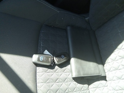 Toyota C-HR 180H Advance 135 kW (184 CV) 12 Toyota C-HR 180H Advance 135 kW (184 CV) 12