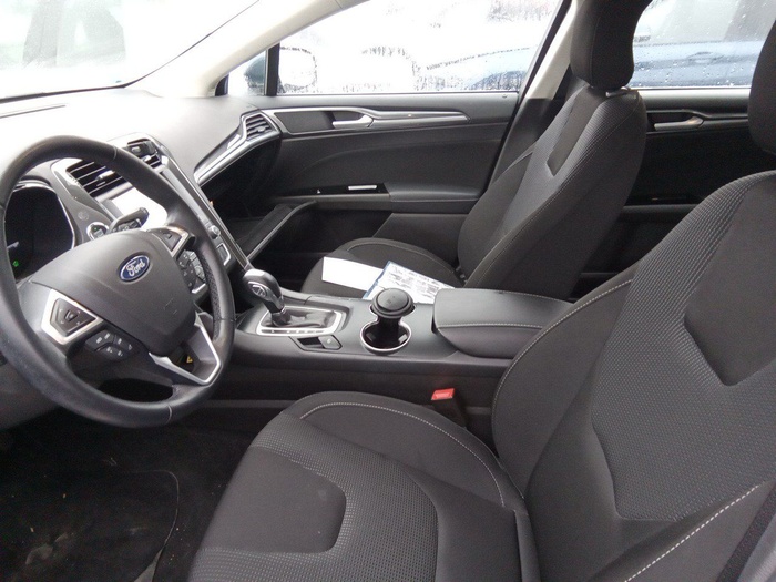 Ford Mondeo SportBreak 2.0 Híbrido Hev Titanium AT 138 kW (187 CV) Vehículo usado en Madrid Ford Mondeo SportBreak 2.0 Híbrido Hev Titanium AT 138 kW (187 CV) Vehículo usado en Madrid