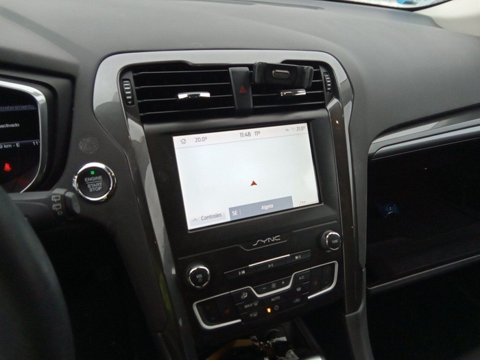 Ford Mondeo SportBreak 2.0 Híbrido Hev Titanium AT 138 kW (187 CV) Vehículo usado en Madrid Ford Mondeo SportBreak 2.0 Híbrido Hev Titanium AT 138 kW (187 CV) Vehículo usado en Madrid