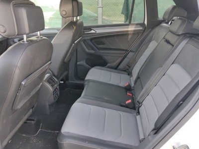 Volkswagen Tiguan R-Line 1.5 TSI 110 kW (150 CV) DSG 9 Volkswagen Tiguan R-Line 1.5 TSI 110 kW (150 CV) DSG 9