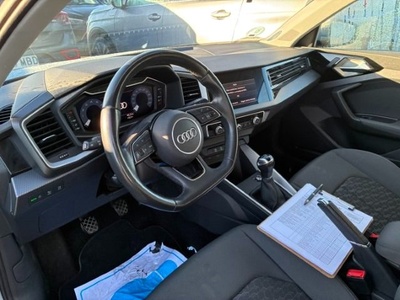 Audi A1 Sportback Adrenalin 25 TFSI 70 kW (95 CV) 7 Audi A1 Sportback Adrenalin 25 TFSI 70 kW (95 CV) 7