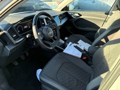 Audi A1 Sportback Adrenalin 25 TFSI 70 kW (95 CV) 12 Audi A1 Sportback Adrenalin 25 TFSI 70 kW (95 CV) 12