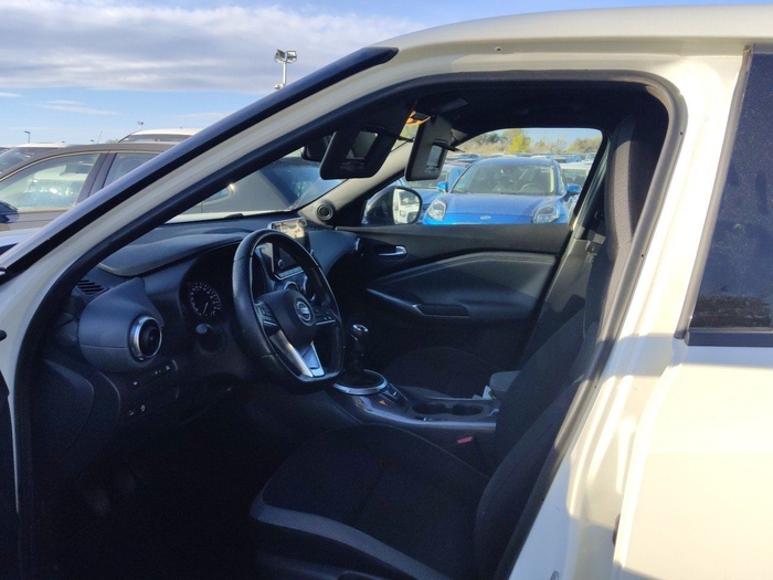 Nissan Juke DIG-T N-Connecta 4x2 84 kW (114 CV) Vehículo usado en Madrid Nissan Juke DIG-T N-Connecta 4x2 84 kW (114 CV) Vehículo usado en Madrid