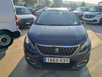 Peugeot 2008 BlueHDi 100 Signature 73 kW (100 CV) 2 Peugeot 2008 BlueHDi 100 Signature 73 kW (100 CV) 2