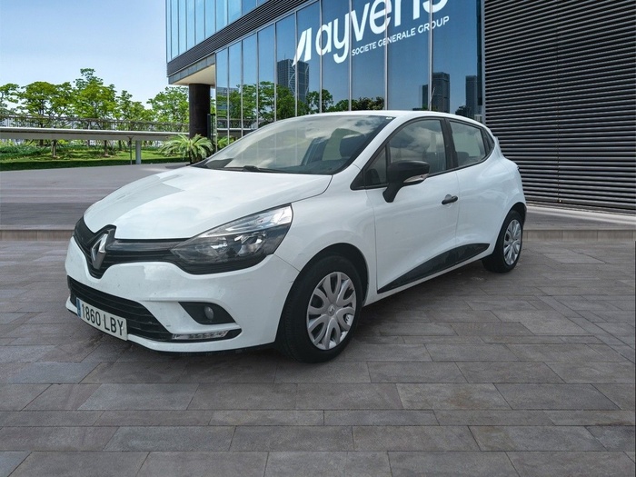 Renault Clio Business TCe 55 kW (75 CV) Vehículo usado en Madrid Renault Clio Business TCe 55 kW (75 CV) Vehículo usado en Madrid