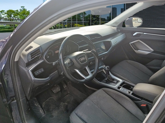 Audi Q3 Sportback TFSIe Advanced 45 TFSI e 180 kW (245 CV) S tronic Vehículo usado en Madrid Audi Q3 Sportback TFSIe Advanced 45 TFSI e 180 kW (245 CV) S tronic Vehículo usado en Madrid