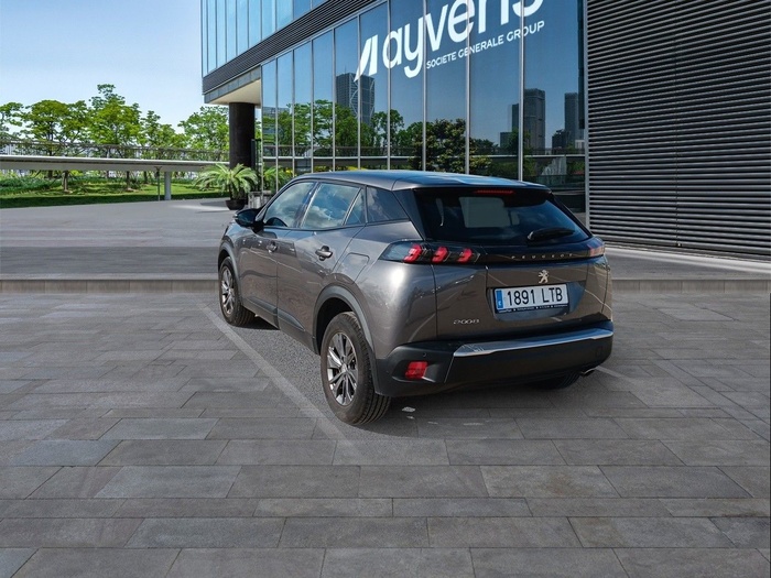 Peugeot 2008 BlueHDi 110 S&S Active Pack 81 kW (110 CV) Vehículo usado en Madrid Peugeot 2008 BlueHDi 110 S&S Active Pack 81 kW (110 CV) Vehículo usado en Madrid